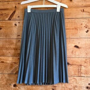 Vintage Vera Pleated Midi Skirt in Charcoal Gray ILGWU